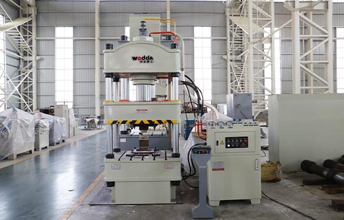 如何選擇適合你的油壓機(jī)？全面指南解讀